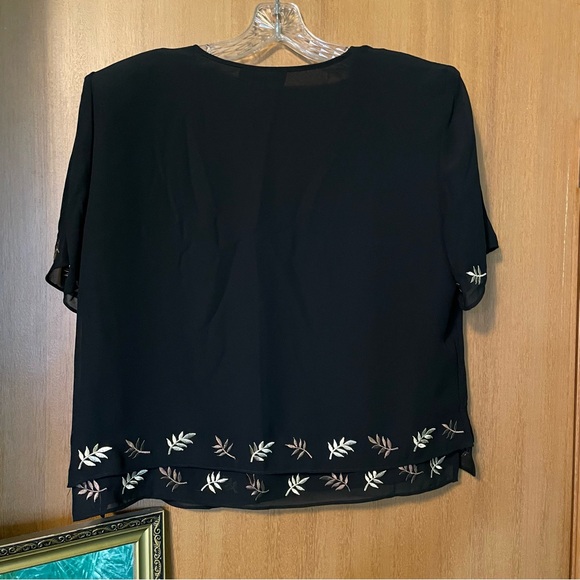 Studio I Sheer Short Sleeve Black Blazer with Embroidered Leaves - Picture 2 of 9